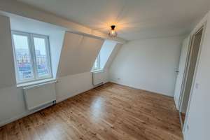 Schicke 3,5 Zimmer-Wohnung mit Ankleide in zentraler Lage – Kölner Str. 73-77, 42651 Solingen-Mitte, Solingen – Vorschaubild 8
