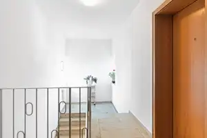 Nach WEG aufgeteilt | Schönes MFH zur Anlage mit 7 Wohnungen, neue Heizung, neue Fenster – Freising (Kreis) – Vorschaubild 8