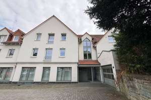 Im Zentrum von Werl: 
Vermietete Eigentumswohnung mit Dachterrasse & Stellplatz!