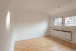 Modernisierte 3-Zimmer-Wohnung in Karlsruhe – Oberkirchfeldstraße 30, 76135 Beiertheim-Bulach, Karlsruhe – Vorschaubild 6