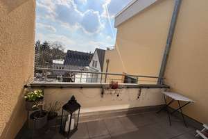 CITYHOUSE: Lichtdurchflutete 2-Zimmer-Wohnung in Rheinnähe mit Balkon, EBK und Stellplatz – Sandbergstraße 7, 51143 Langel, Köln – Vorschaubild 7