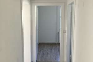 Gemütliche 3-Zimmer-Wohnung mit Balkon – ideal für Paare – Neuer Mühlenweg 22, 38226 Lebenstedt, Salzgitter – Vorschaubild 2