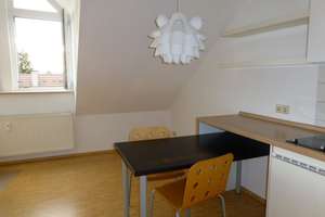 Super Kapitalanleger! Nähe FH! Schöne 2-Zimmer-Maisonette-DG-Wohnung