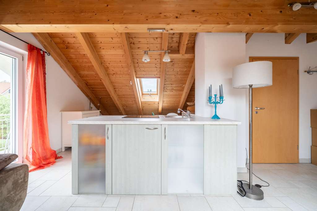 Immobilie in Dießen am Ammersee - Lichtdurchflutete Dachgeschosswohnung - Bild 4
