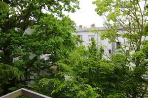 bezugsfreie Eigentumswohnung mit großem Balkon – Berlin – Vorschaubild 4