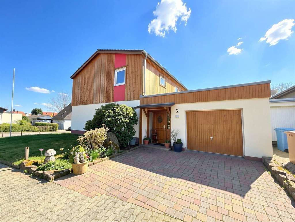 Immobilie in Steinwenden - 2-Familienhaus in ruhiger Lage von Steinwenden - Erbbaugrundstück - Bild 0