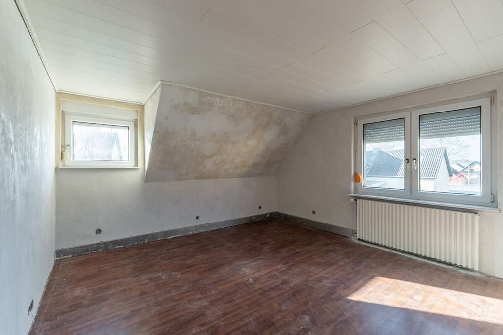 Immobilie in Haverlah - Zweifamilienhaus mit Potenzial auf großem Grundstück in Haverlah - Bild 4