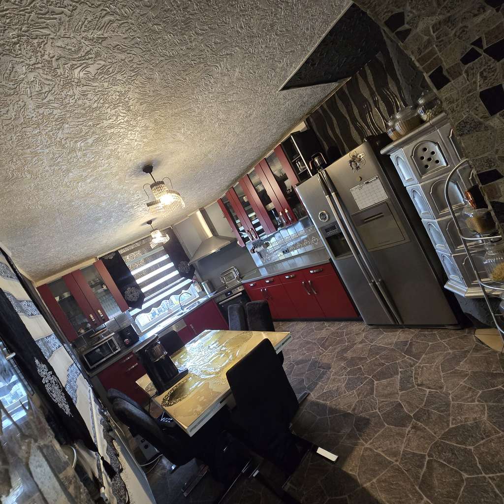 Immobilie in Ellwangen (Jagst) - Großzügige 5-Zimmer Wohnung in Ellwangen (Jagst) - Bild 4