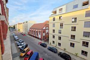 Property thumbnail 9