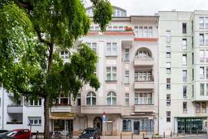 Klassiche 4 Zimmer - Altbauwohnung in KU DAMM Seitenstr. Stuck, Parkett, Lift und Sonnenbalkon – Die vollständige Adresse der Immobilie erhältst du vom Anbieter., 10629 Charlottenburg, Berlin – Vorschaubild 15