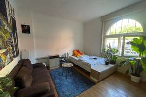 Helle Altbauwohnung mit großen Zimmern, hohen Decken und Balkon – Die vollständige Adresse der Immobilie erhältst du vom Anbieter., 70199 Heslach, Stuttgart – Vorschaubild 12