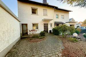 TRAUMHAUS IM LEERSTAND - Große DHH in TOP Lage auf großem Grundstück! – Ginsterweg 18A, 65527 Niedernhausen – Vorschaubild 4