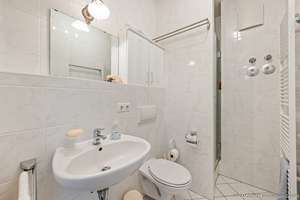 Gepflegte 3-Zimmer-Penthousewohnung im Frankfurter Westend-Nord! – 60323 Westend-Nord, Frankfurt am Main – Vorschaubild 8