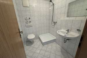 Helle 1-Zimmer-Wohnung mit neuer Küche, Balkon & Tiefgarage – 88471 Laupheim – Vorschaubild 7