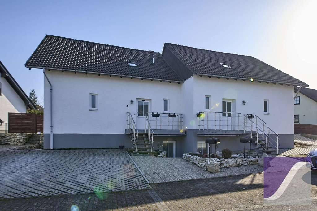 Immobilie in Morbach - Morbach: Einfamilienhaus mit Einliegerwohnung und Garten - Bild 1