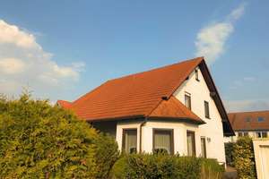 Wellness inklusive: Freistehendes Einfamilienhaus mit Sauna in Erfurt-Stotternheim