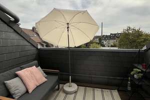 Gemütliche 2-Zimmer-DG-Wohnung mit Loggia in ruhiger aber zentraler Rü-Lage – Die vollständige Adresse der Immobilie erhältst du vom Anbieter., 45131 Rüttenscheid, Essen – Vorschaubild 4
