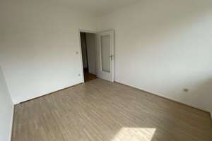 Energetisch sanierte 3 Zi.-Whg. mit sonnigem Balkon in direkter, ruhiger Ortskernlage von Angermund – Die vollständige Adresse der Immobilie erhältst du vom Anbieter., 40486 Angermund, Düsseldorf – Vorschaubild 13