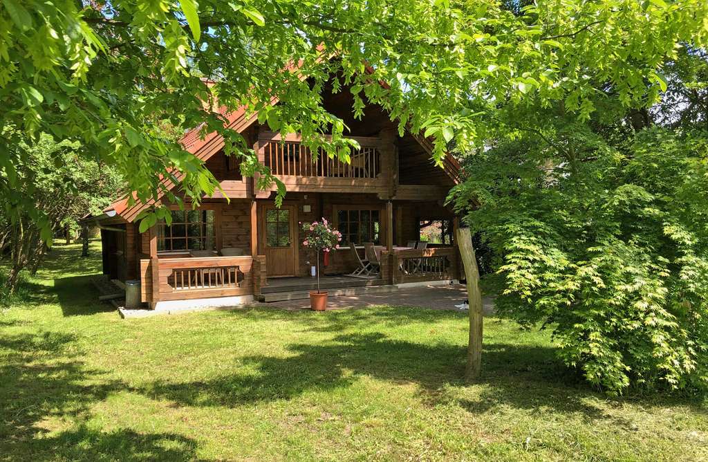 Immobilie in Drebkau - Wohnen am Wasser – Finnische Blockhäuser in idyllischer Parkanlage - Bild 0