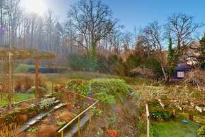 „Ruhe + Licht + Grünblick“ in Botnang, gepflegte 3-Zi.-ETW mit 2 Balkonen, ca. 100 m² Wfl.