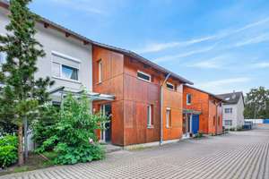 6-Zimmer Reihenhaus in zentraler Lage Hannover, modernes Wohnen mit Garten und hoher Effizienz – Wittenbergpark 12, 30179 Sahlkamp, Hannover – Vorschaubild 1