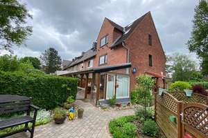 Kiel Elmschenhagen: Gepflegtes Reihenendhaus in zentraler Lage! - OTTO STÖBEN Immobilien – Salzburger Straße 110, 24147 Elmschenhagen, Kiel – Vorschaubild 1