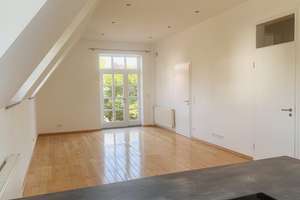 Traumhafte ca. 135 m² große Wohnung mit Garten, Balkon und Garagenstellplatz – Die vollständige Adresse der Immobilie erhältst du vom Anbieter., 49324 Melle – Vorschaubild 2