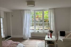Helle, schöne, teilmöblierte 1-Zimmer-Souterrain-Wohnung in Riehl zw. Zoo & Flora – Die vollständige Adresse der Immobilie erhältst du vom Anbieter., 50735 Riehl, Köln – Vorschaubild 2