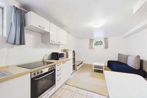 Möblierte 1-Zimmer-Wohnung mit Einbauküche in Frankfurt-Schwanheim