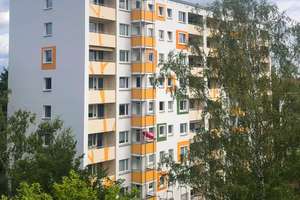 2 Zimmer Wohnung im 2. OG mit Loggia