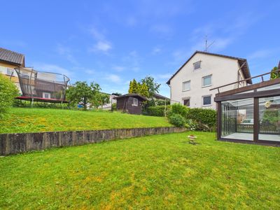 Charakterstarke Doppelhaushälfte mit Garten, Sauna & Wintergarten | Baltmannsweiler