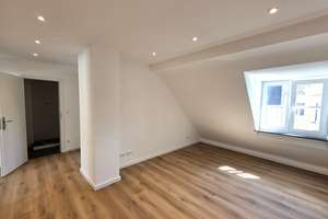 Kessenich , 2 Zimmer + große Küche !  Komplett saniert und bezugsbereit ! – Karthäuserplatz 13-15, 53129 Kessenich, Bonn – Vorschaubild 3