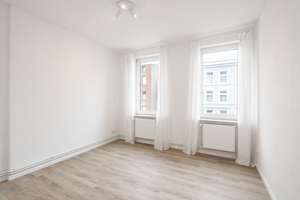 Schöne 2 Zimmer mit neuer Einbauküche & neuem Minibad * citynah * frisch renoviert * WG-geeignet – Westhoffstraße 53, 23554 Sankt Lorenz Nord, Lübeck – Vorschaubild 2
