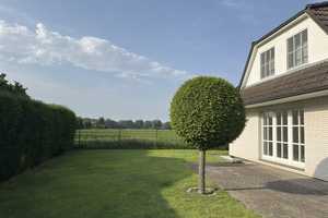 Repräsentatives
4 Zimmer - Landhaus 
mit wohnlichem Vollkeller
in exponierter Feldrandlage
von S – Pinneberg (Kreis) – Vorschaubild 2