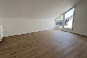 Modern kernsanierte Dachgeschosswohnung mit Dachterrasse in ruhigem 4-Familienhaus – Ferdinand - Hanauer - Str. 55, 70374 Muckensturm, Stuttgart – Vorschaubild 5