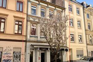 5-6 Parteienhaus in der Bonner Altstadt mit Ausbaureserve!