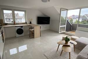 Möblierte Luxus Wohnung im Herzen Kölns mit Panoramablick 