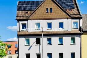 **Kapitalanleger oder Eigennutzer aufgepasst – Renditeobjekt mit Potenzial und Photovoltaik** – Wunsiedel im Fichtelgebirge (Kreis) – Vorschaubild 1