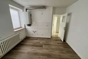 3 Zimmer mit Balkon in Neudorf.. – Sternbuschweg 125, 47057 Neudorf-Nord, Duisburg – Vorschaubild 2