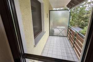 Sonniges Wohnen an den Ruhrauen: Charmante 2-Zimmer-Wohnung mit Südbalkon und Stellplatz – Die vollständige Adresse der Immobilie erhältst du vom Anbieter., 44879 Linden, Bochum – Vorschaubild 3