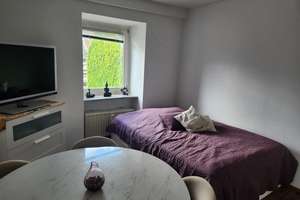 Provisionsfrei in Köln-Sülz: Vermietetes Apartment mit ausgebautem Dachgeschossbereich – Redwitzstraße 8, 50937 Sülz, Köln – Vorschaubild 3