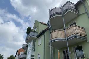*Kapitalanlage oder Eigennutzung* 2 Zimmer-Wohnung mit verglastem Wintergarten in Dresden-Gohlis !