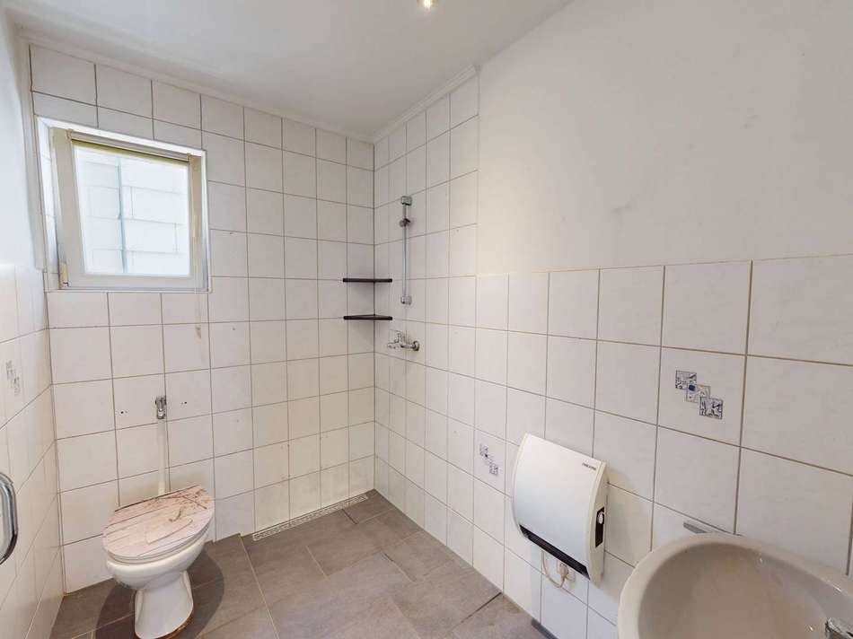EG, Badezimmer