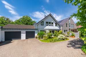 Top-Chance: 3.000 m² Anwesen - 9-Zi-Großraumimmobilie! Garagenhaus! Privatsee! Einlieger möglich! – Die vollständige Adresse der Immobilie erhältst du vom Anbieter., 40489 Wittlaer, Düsseldorf – Vorschaubild 28