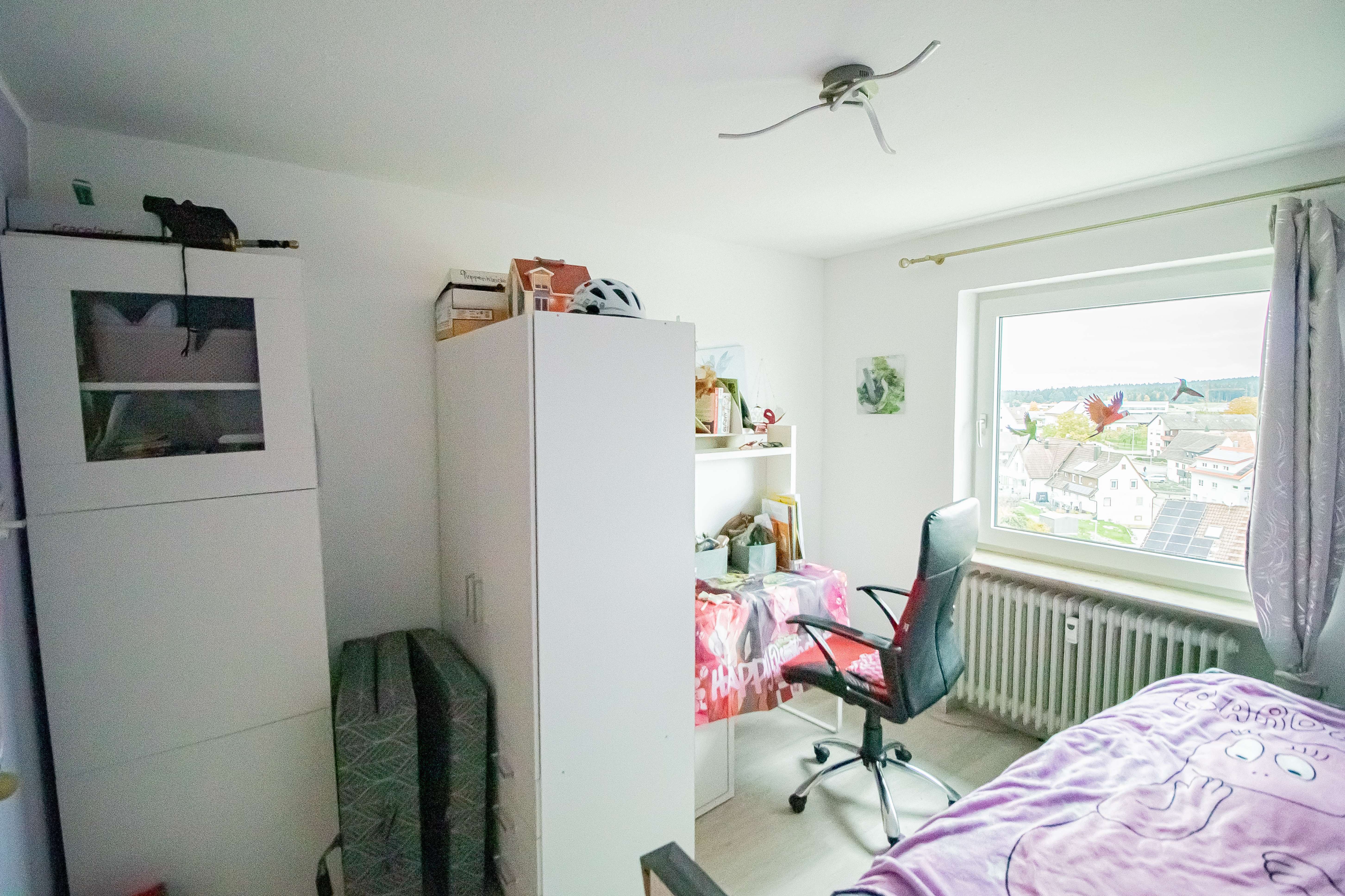 Immobilie in Waldachtal - Gepflegte 4-Zimmer Wohnung mit Garage, Balkon und tollem Ausblick - Bild 8