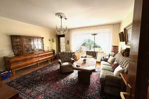 Gepflegtes Reihenendhaus, echte Parkettböden, Privatsphäre, herrlicher Garten und gute Nachbarschaft – Frankfurt am Main – Vorschaubild 5