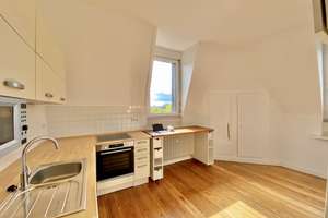 EVERNEST: Spacious 6-Room Condo with Balcony in Historic Building – Wiesbaden southeast – Die vollständige Adresse der Immobilie erhältst du vom Anbieter., 65195 Südost, Wiesbaden – Vorschaubild 15