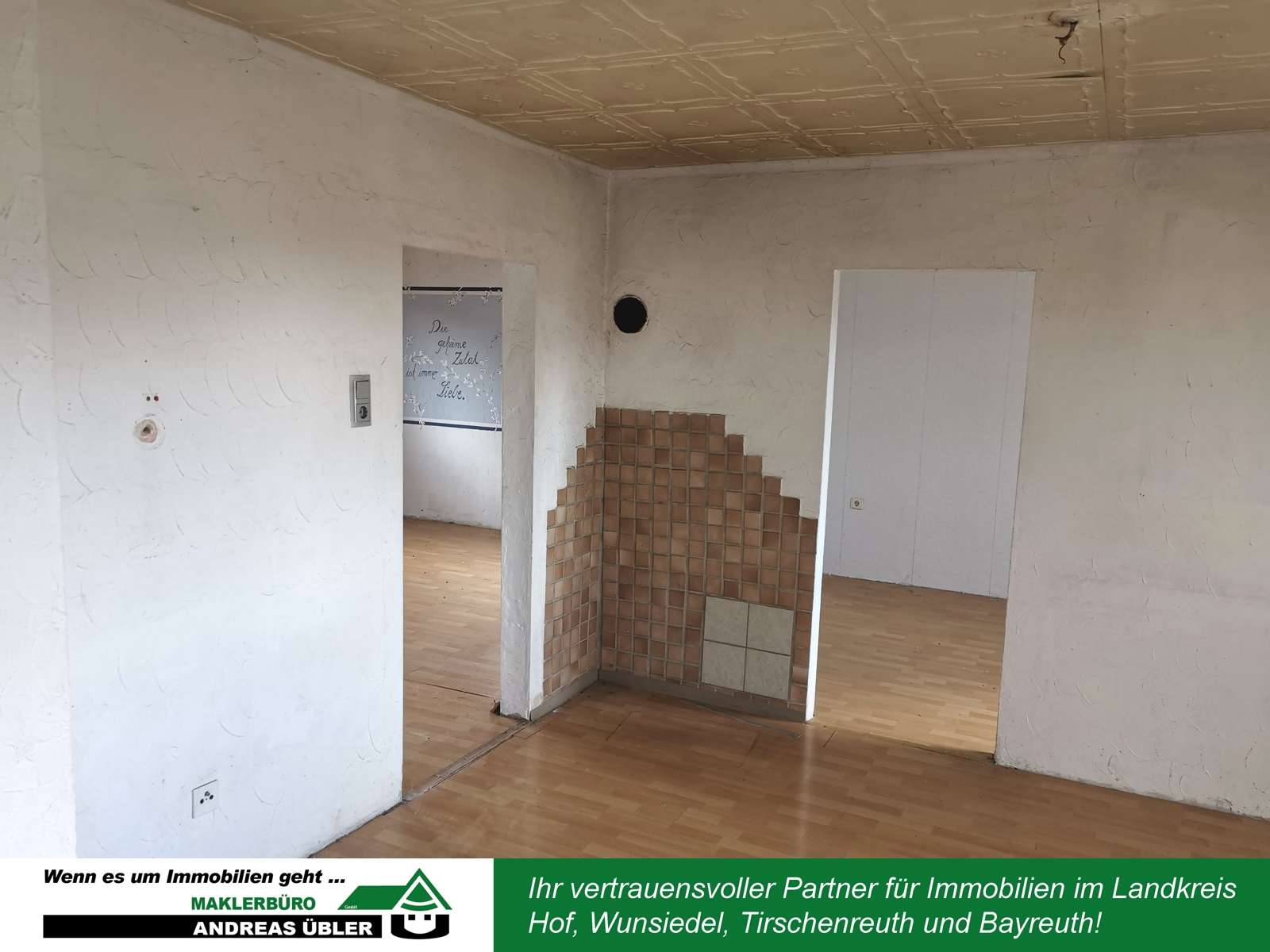 Sanierungsbedürftiges Mehrfamilienhaus in guter Lage, Wunsiedel im Fichtelgebirge Kreis – Bild 2