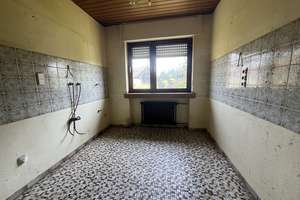 Freistehendes Einfamilienhaus mit Garage und großem Potenzial in ruhiger Lage von Lammersdorf – Die vollständige Adresse der Immobilie erhältst du vom Anbieter., 52152 Simmerath – Vorschaubild 5