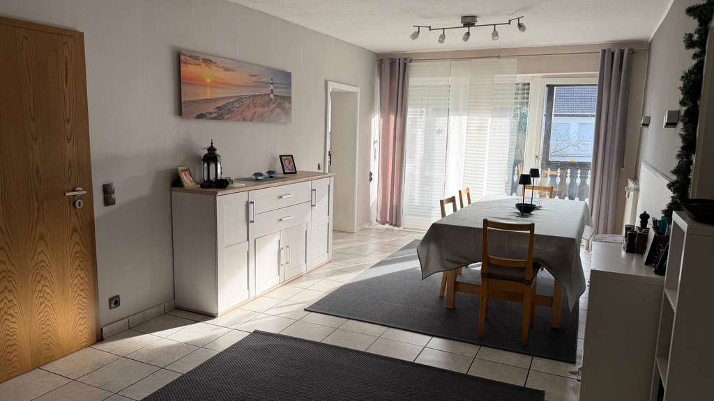 Immobilie in Raubach - Großzügiges Mehrparteienhaus mit drei Garagen in Raubach - Bild 0